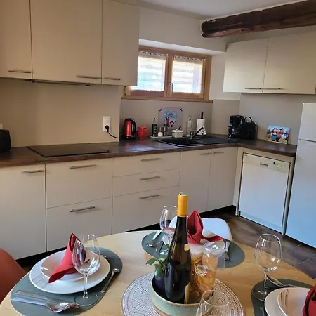 Au Gre Des Saisons - Cote Terrasse Apartment